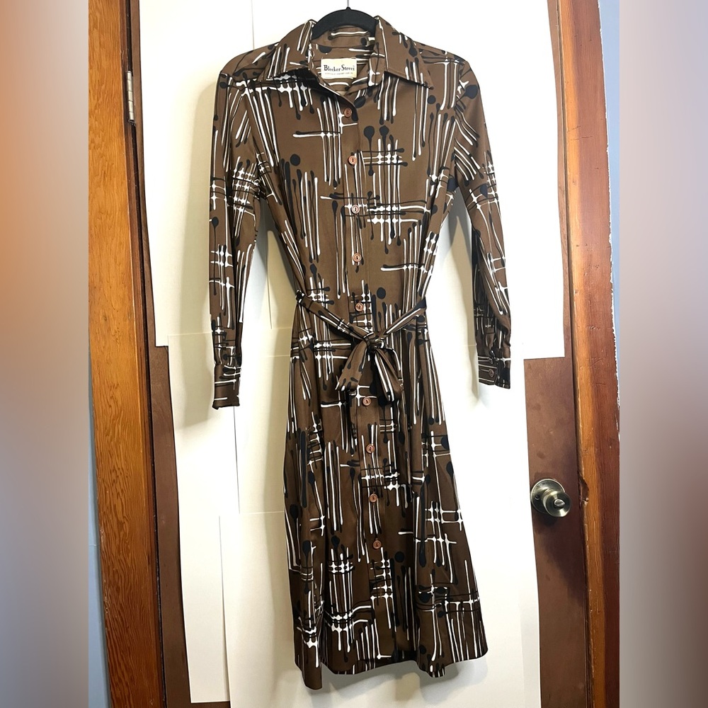 VTG 70s Bleeker Street Brown & Black Mod Print Long Sleeve Belted Shirt Dress